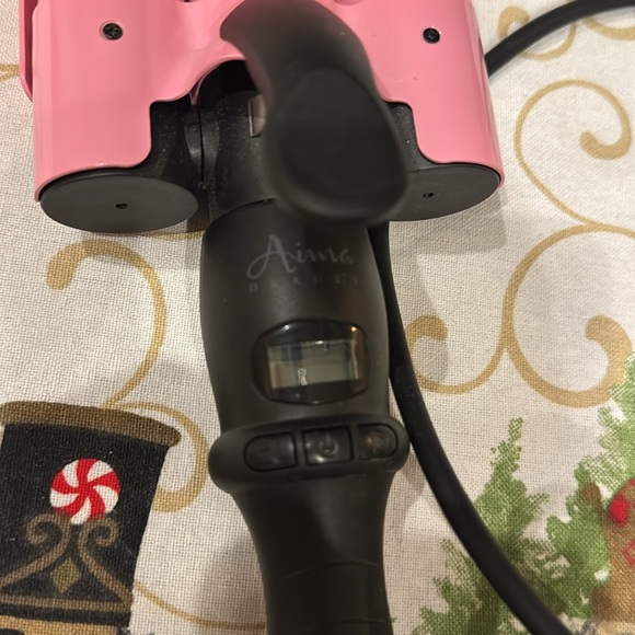 Triple Barrel Ceramic Beach Wave Curling Iron - Picture 2 of 5